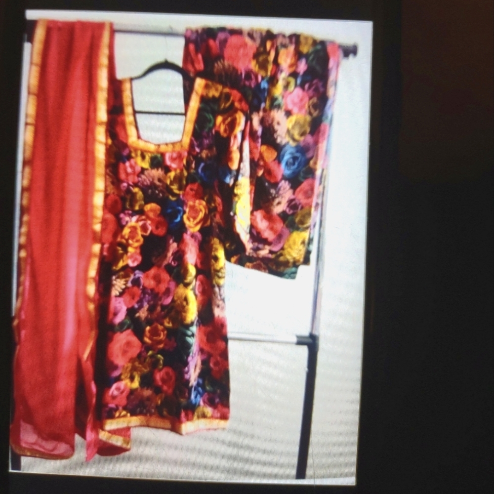 Brand new Indian/ Punjabi salwar suit
